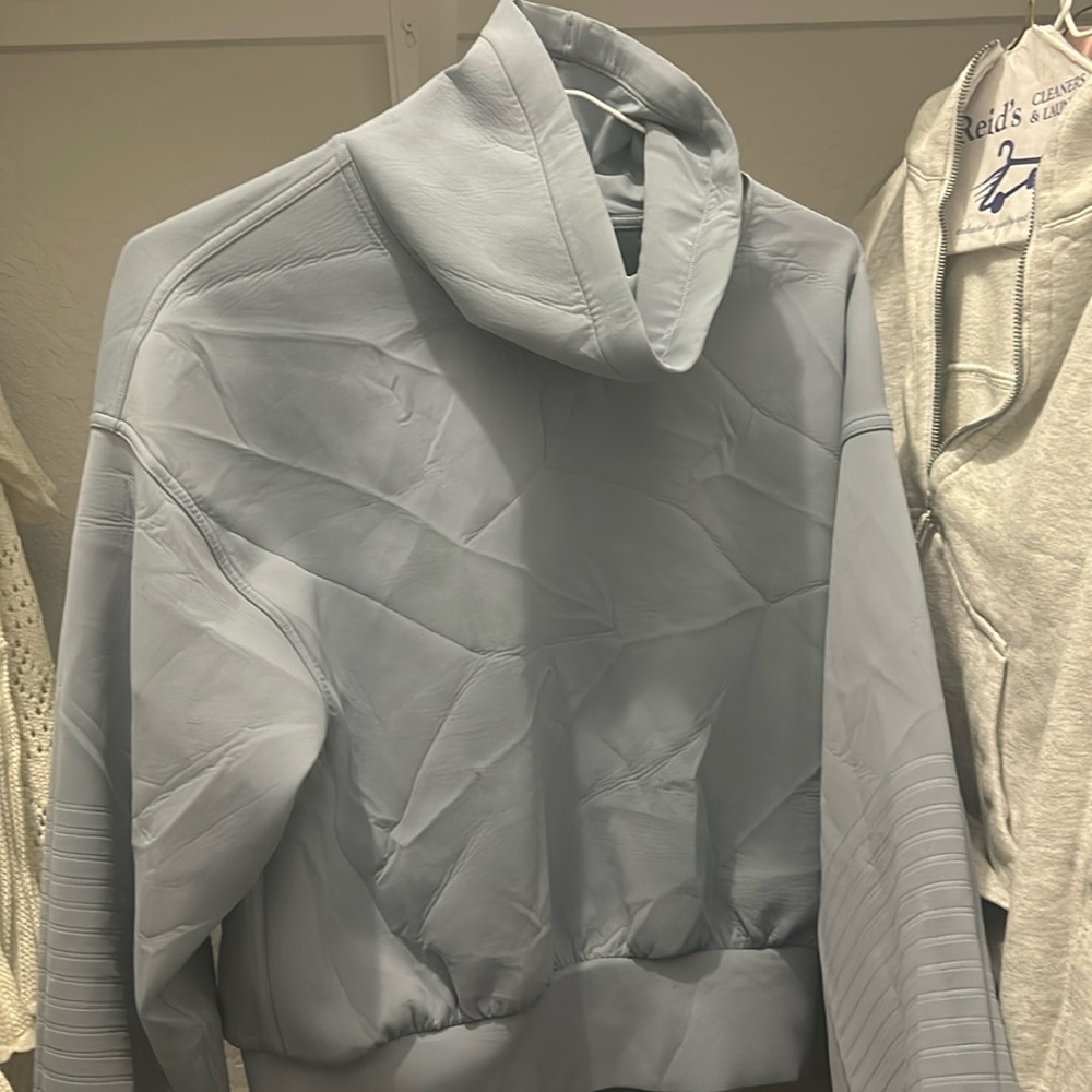 Lululemon blue turtleneck sweatshirt